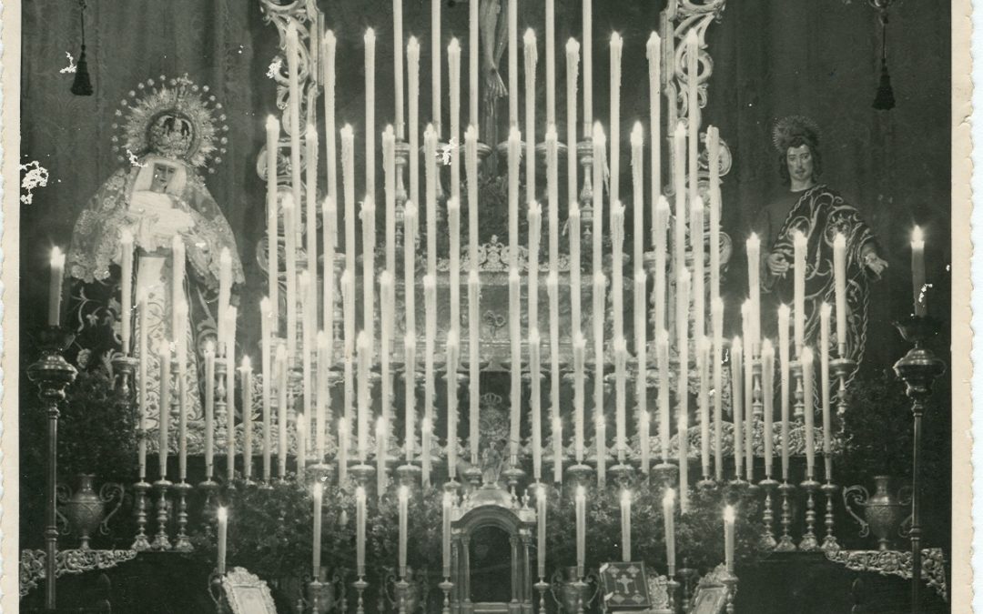 Altar de Quinario al Santísimo Cristo de la Exaltación a mediados del siglo XX