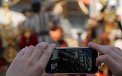 Emisión en directo de la salida y la entrada de la Cofradía